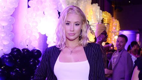 iggy nudes|Iggy Azalea Speaks Out After Topless Photo Leak .